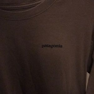 Brown Patagonia LS tee